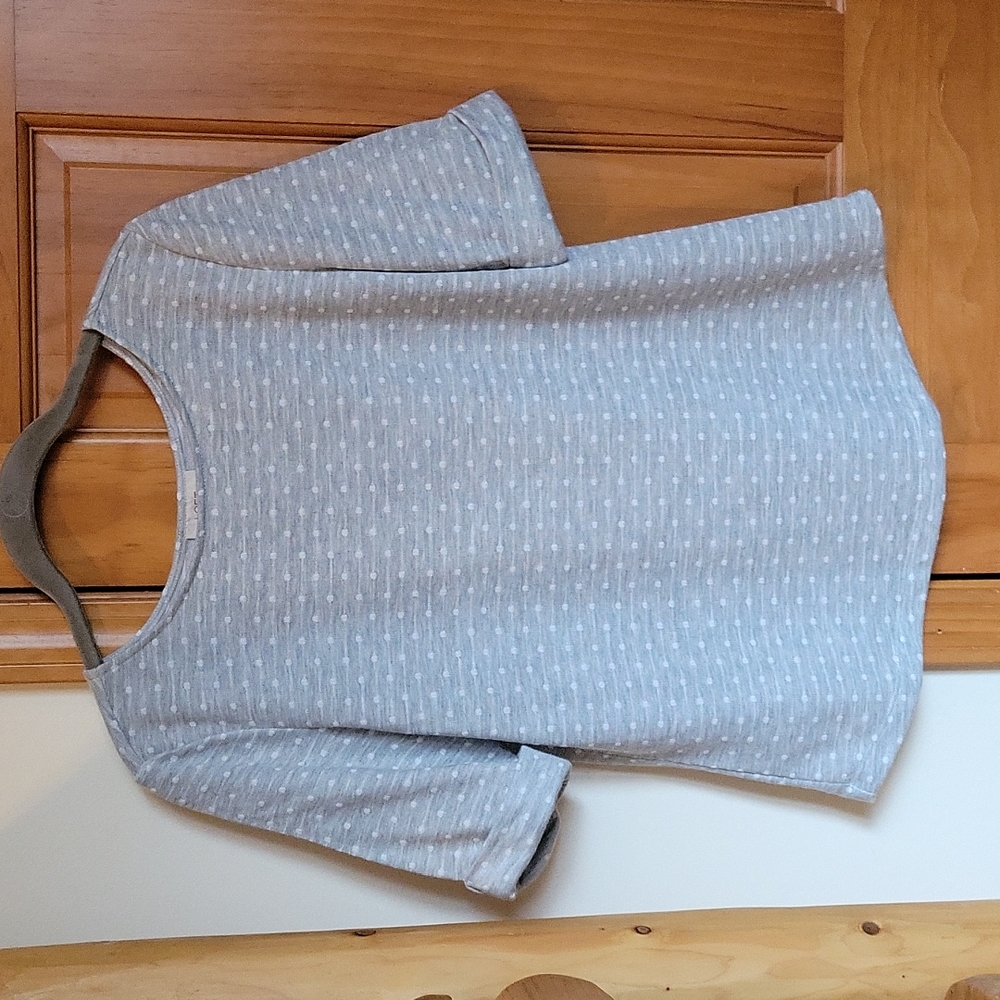 LOFT HEATHERED GRAY & WHITE POLKA DOTS TOP SHIRT SZ S EXC!